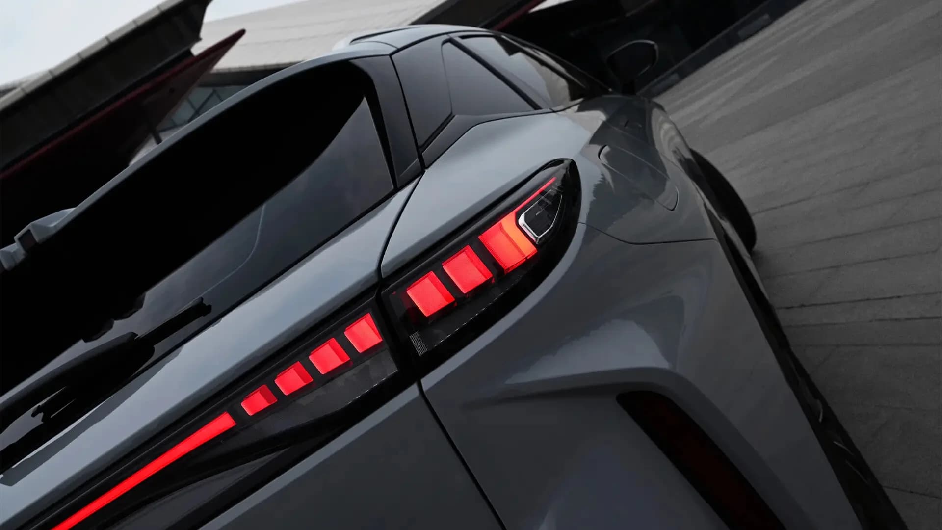 Omoda 9 Super Hybrid Standard — zdjęcie 4