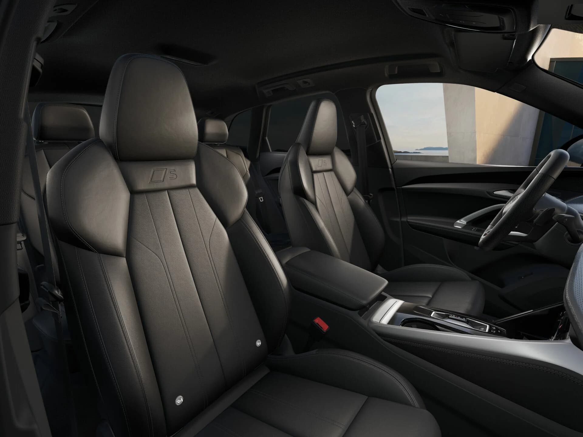 Audi Q5 TFSI quattro — zdjęcie 10