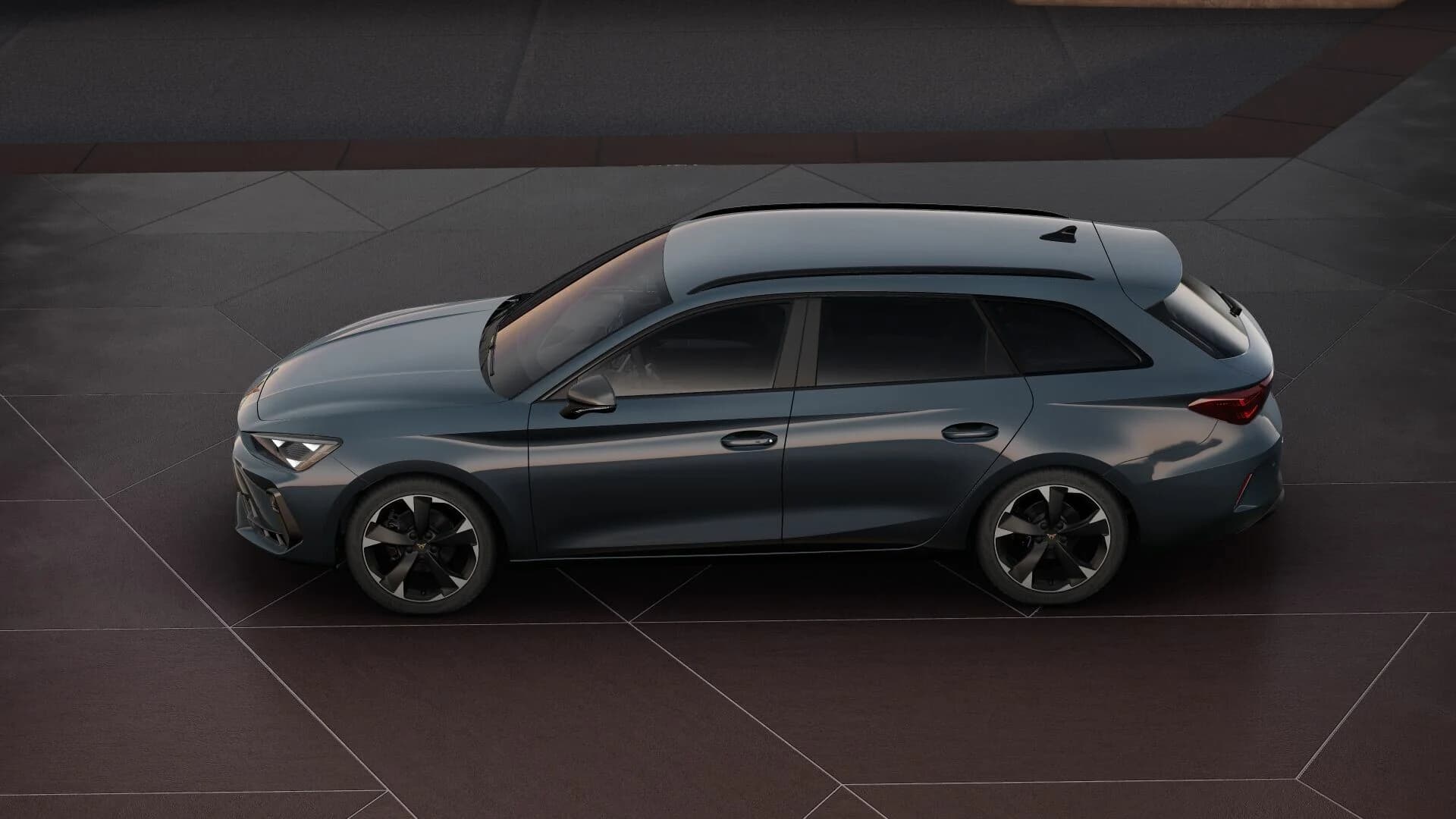 Cupra Leon Sportstourer eTSI 150 — zdjęcie 3