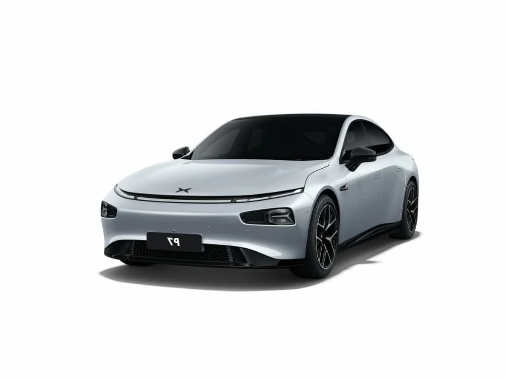 XPENG P7 RWD Long Range — zdjęcie 1