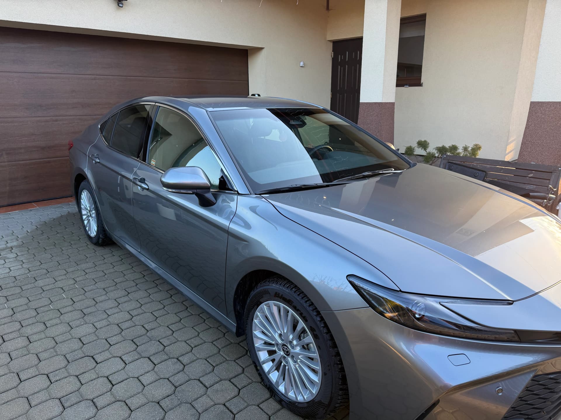 Toyota Camry — zdjęcie 3