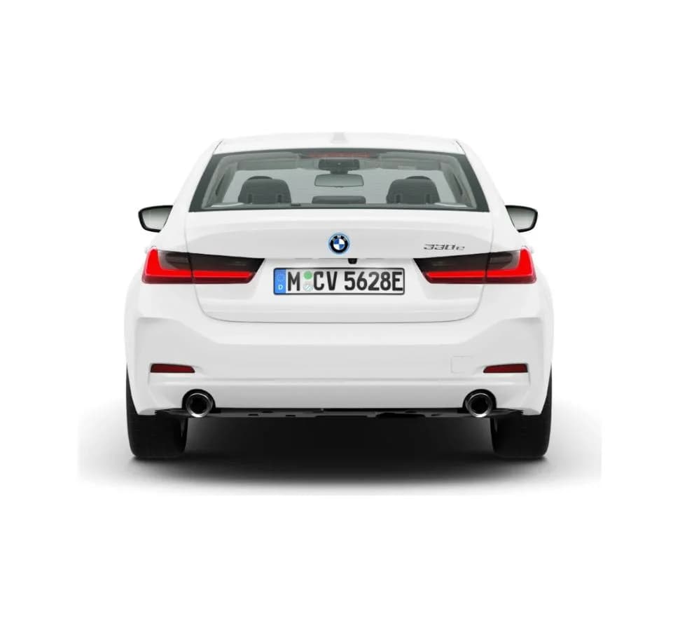 BMW Seria 3 Sedan 330e — zdjęcie 5