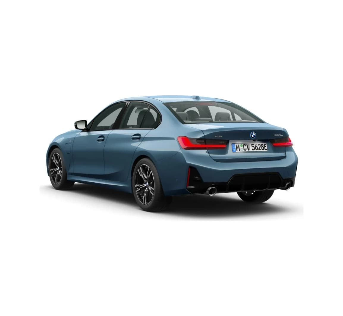 BMW Seria 3 Sedan 330e xDrive M Sport — zdjęcie 4