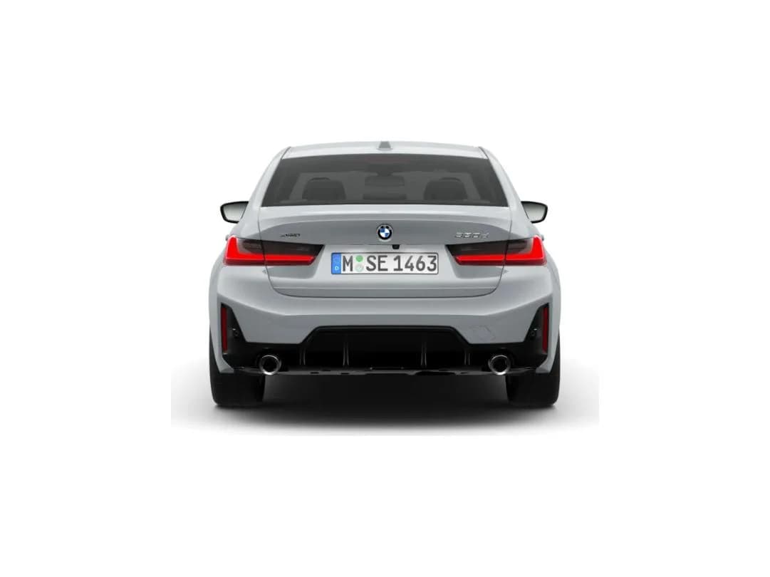 BMW Seria 3 Sedan 330d xDrive — zdjęcie 5