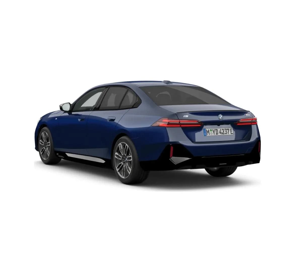 BMW Seria 5 Sedan i5 M60 xDrive — zdjęcie 3