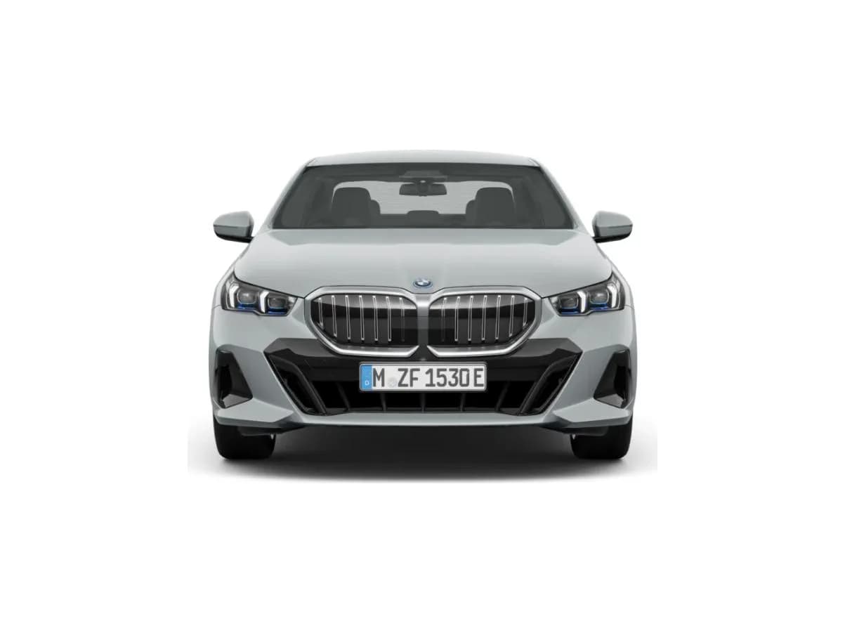 BMW Seria 5 Sedan 550e xDrive M Sport — zdjęcie 6