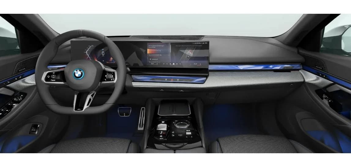 BMW Seria 5 Touring i5 xDrive 40 — zdjęcie 5