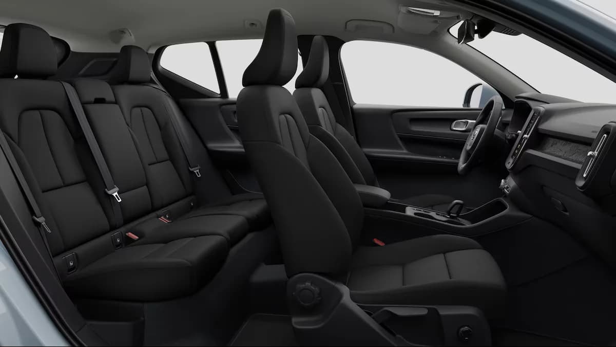 Volvo XC40 Essential — zdjęcie 6