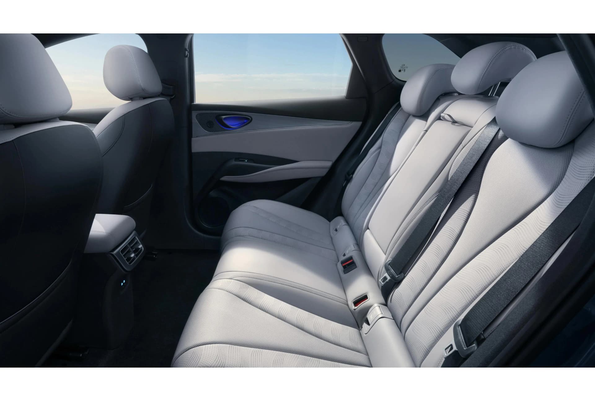 BYD SEAL 6 DM-i Touring Comfort — zdjęcie 7
