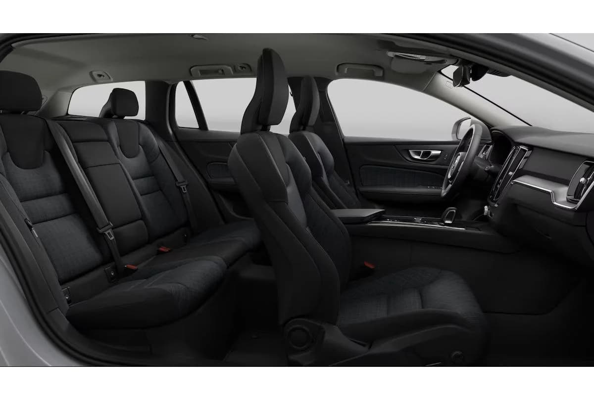 Volvo V60 B4 Mild-Hybrid Essential — zdjęcie 8