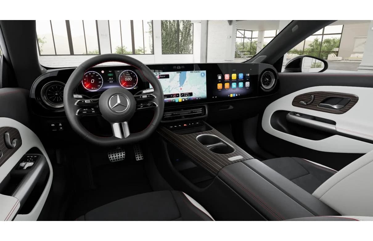 Mercedes-Benz CLA 220 4MATIC — zdjęcie 5