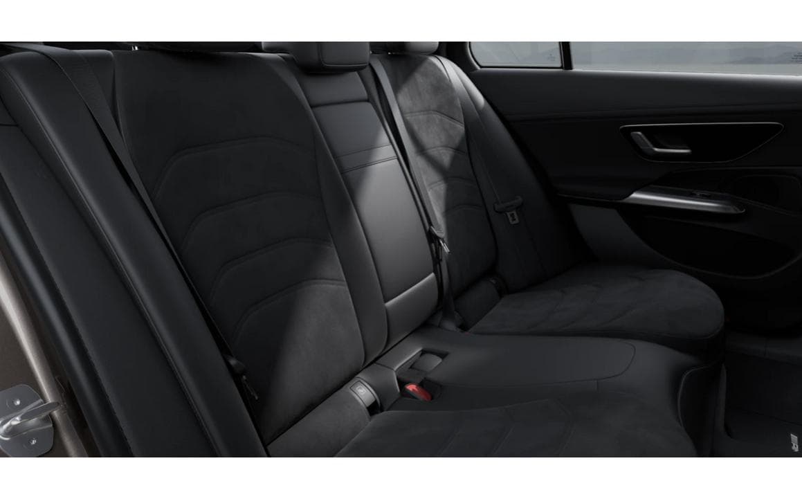 Mercedes-Benz Klasa E E300de — zdjęcie 6