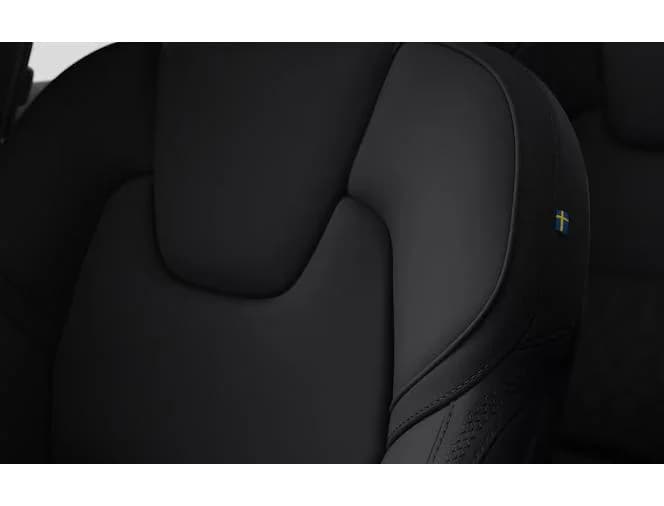 Volvo XC60 Ultra — zdjęcie 13