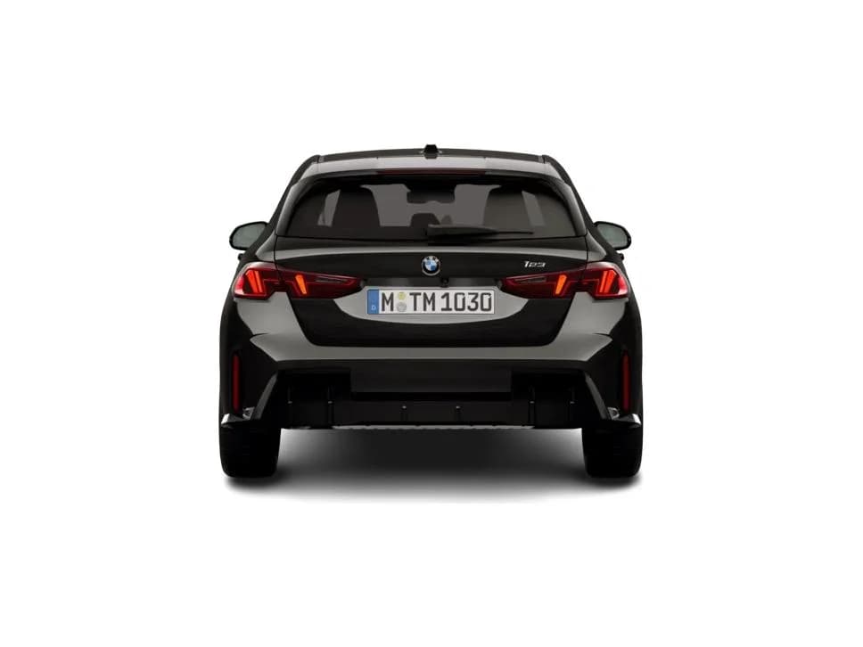 BMW Seria 1 123 xDrive — zdjęcie 4