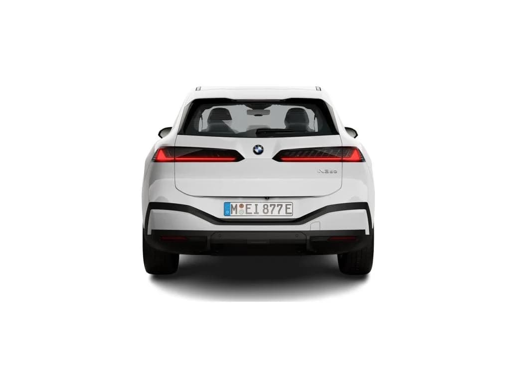 BMW iX3 50 xDrive — zdjęcie 4