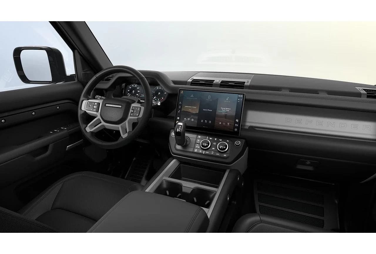 Land Rover Defender 110 S D250 — zdjęcie 4