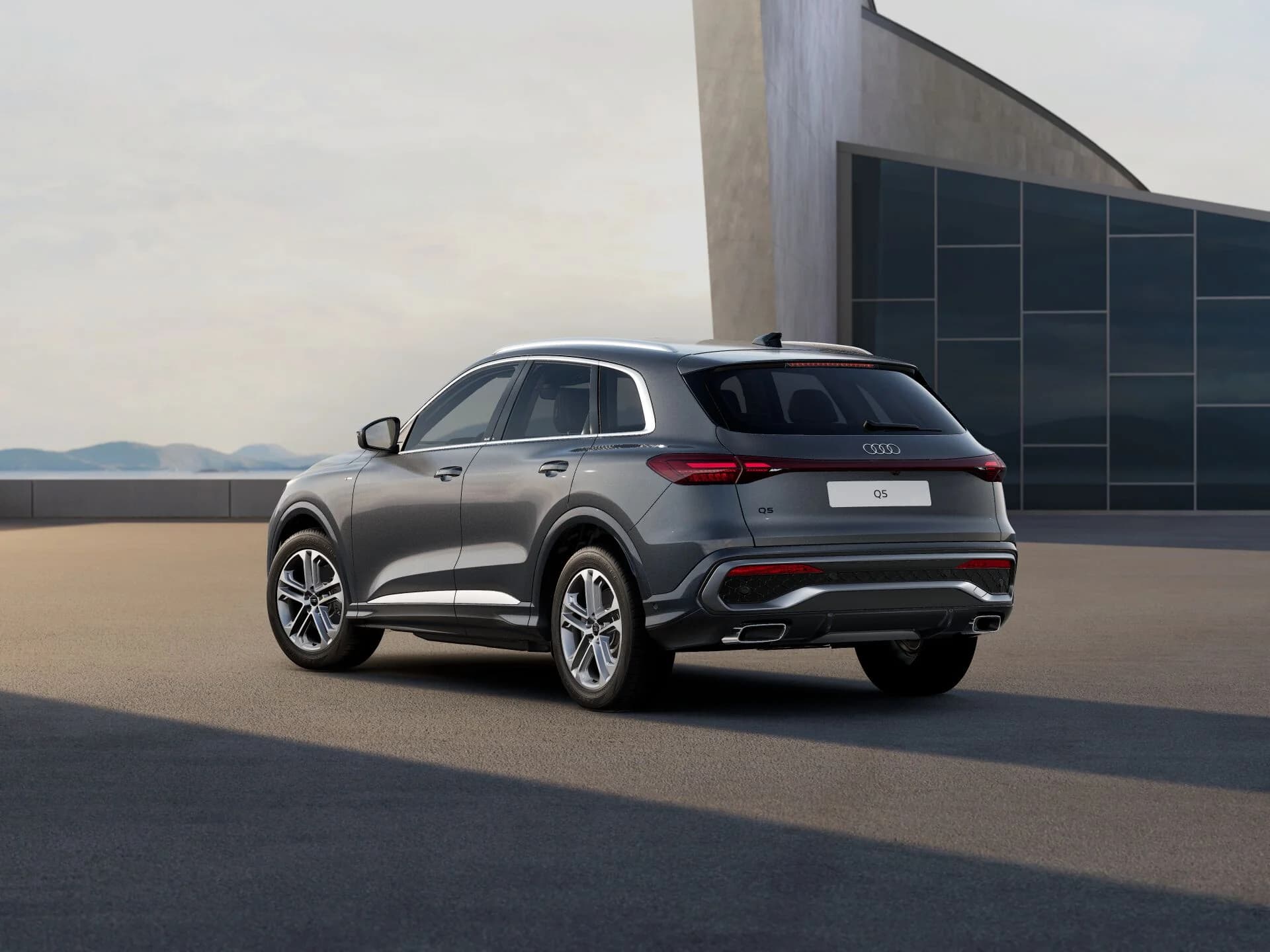 Audi Q5 TFSI — zdjęcie 4