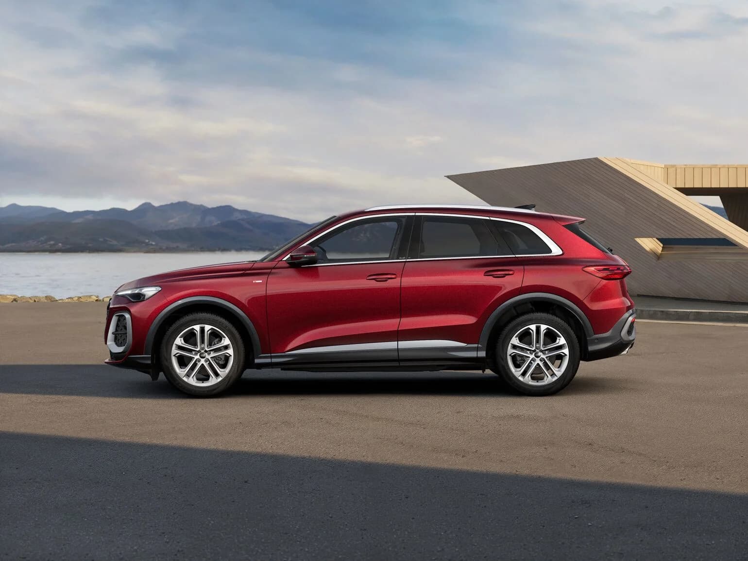Audi Q5 TFSI quattro — zdjęcie 3