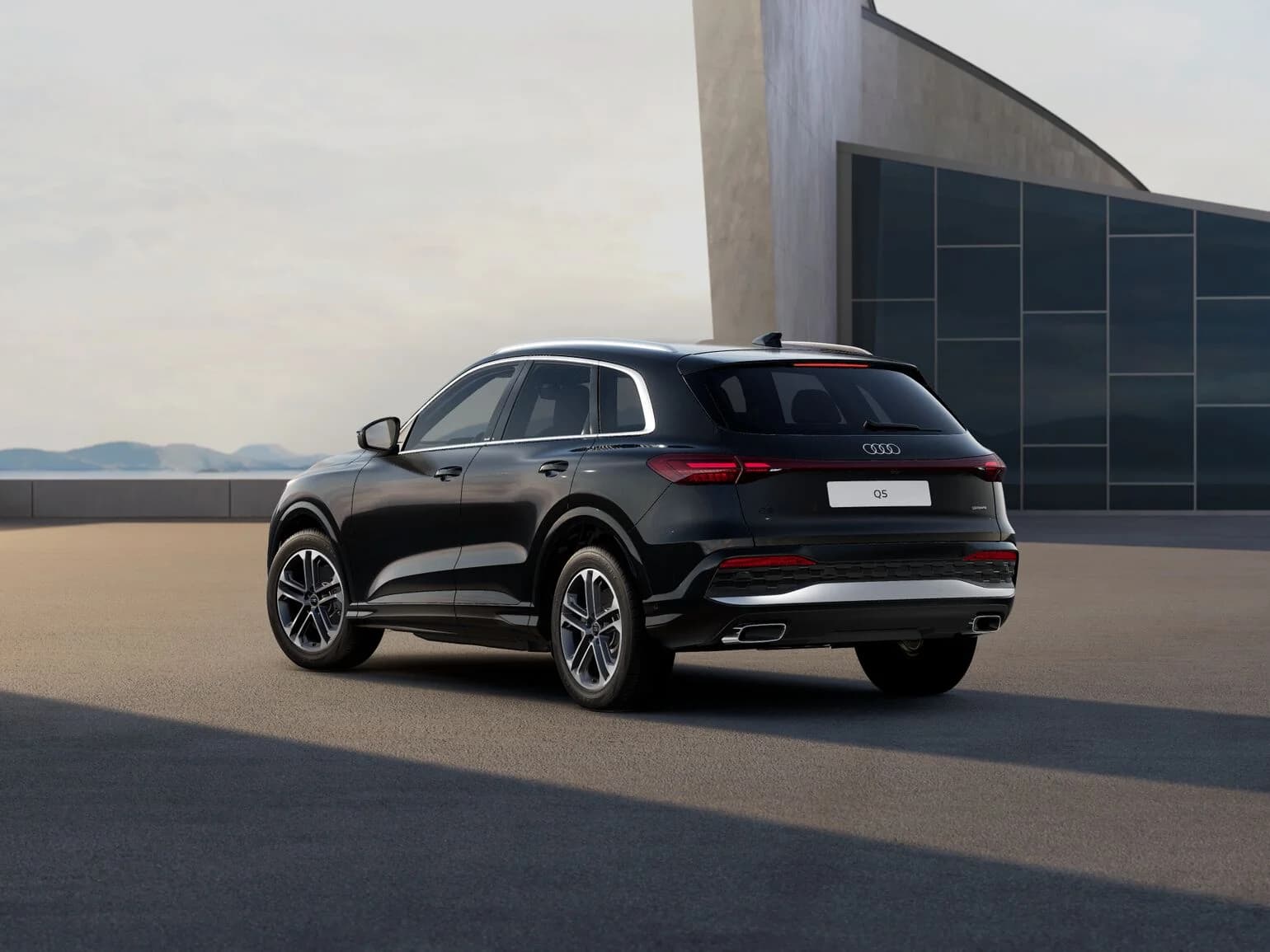 Audi Q5 TFSI quattro — zdjęcie 3