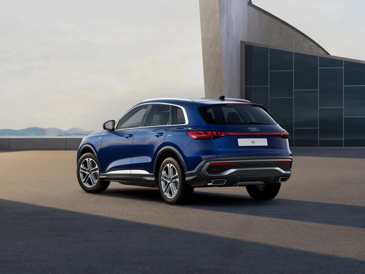 Audi Q5 TFSI quattro — zdjęcie 4
