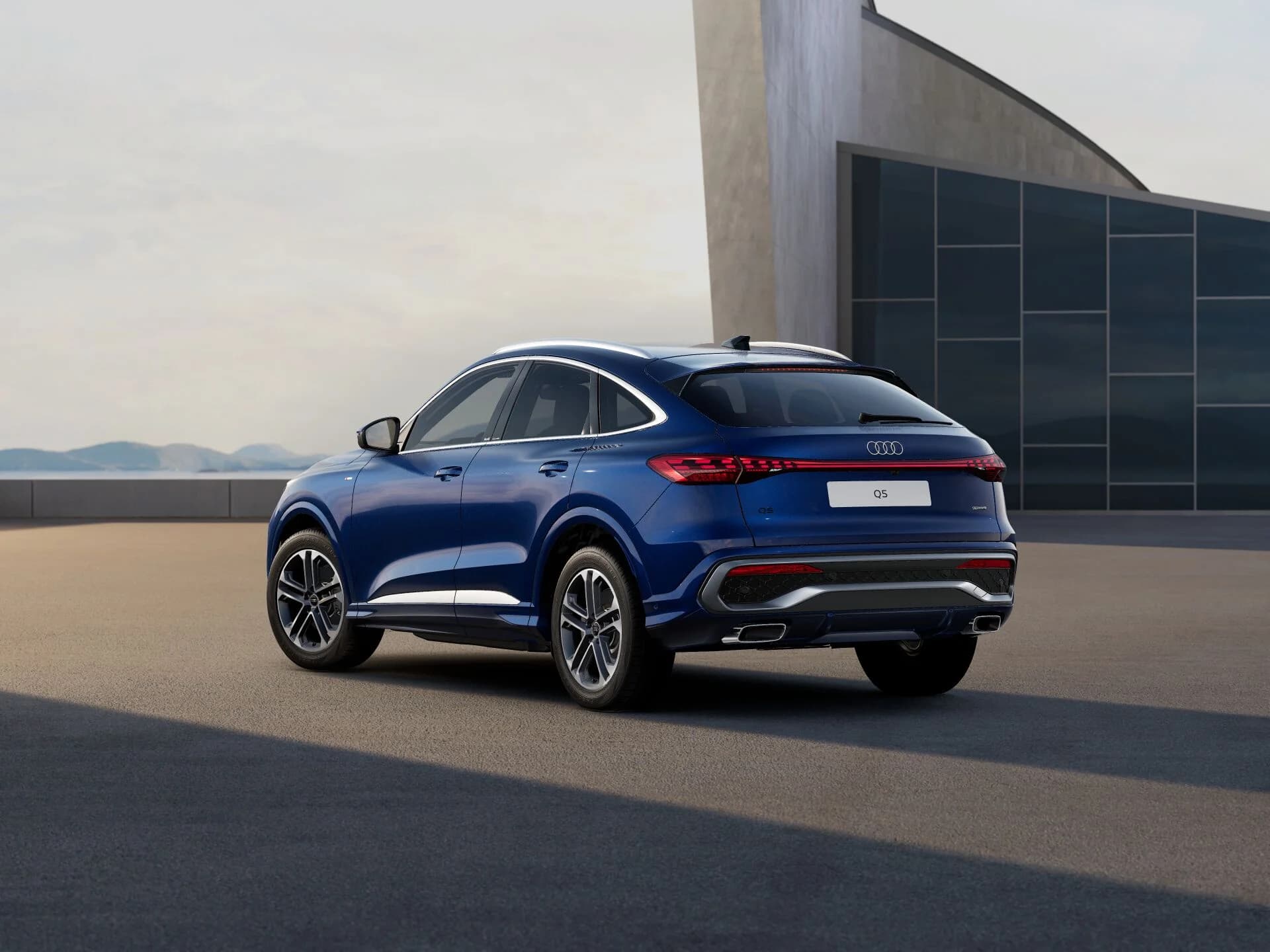 Audi Q5 Sportback TFSI quattro — zdjęcie 2