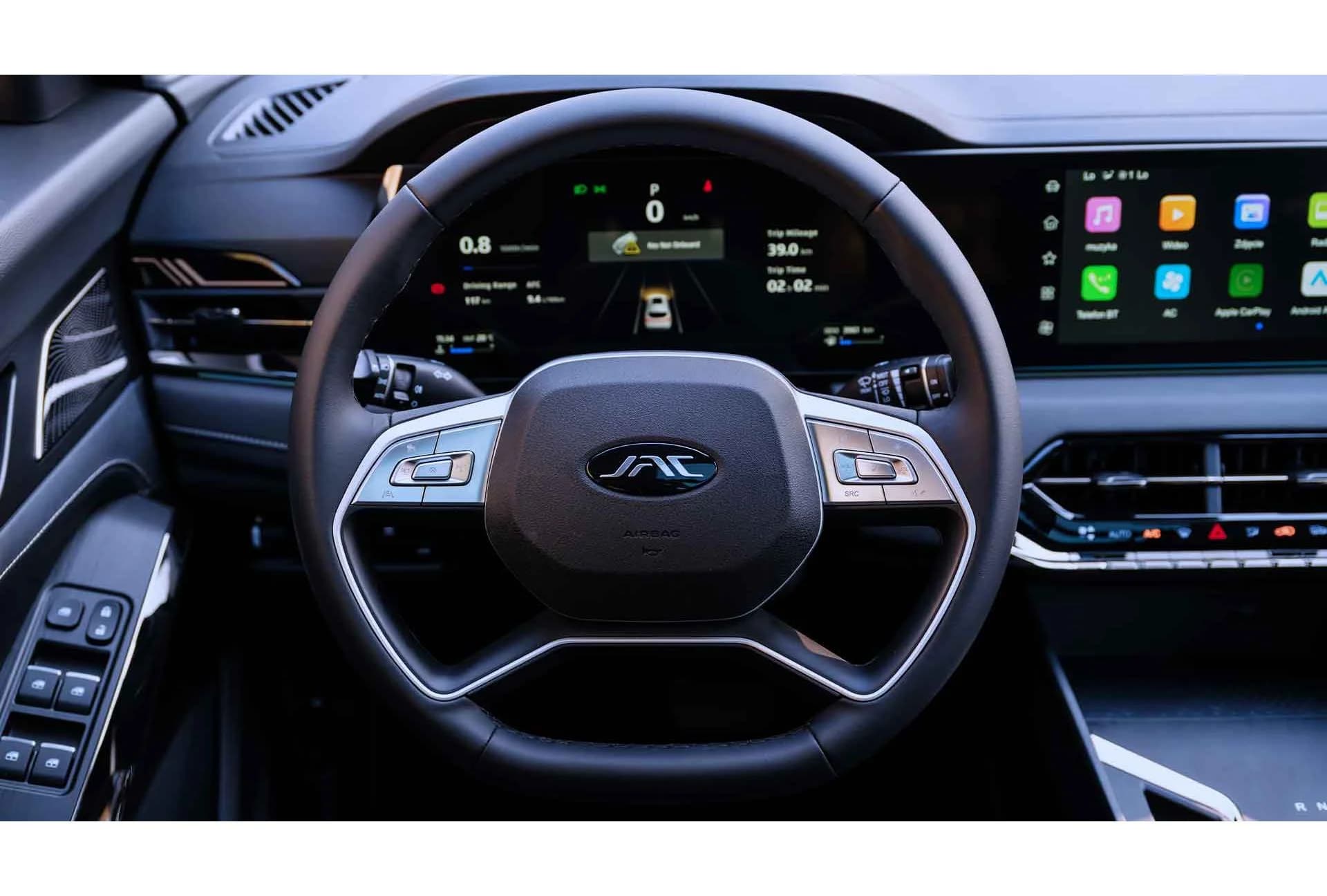 JAC JS8 Pro — zdjęcie 2
