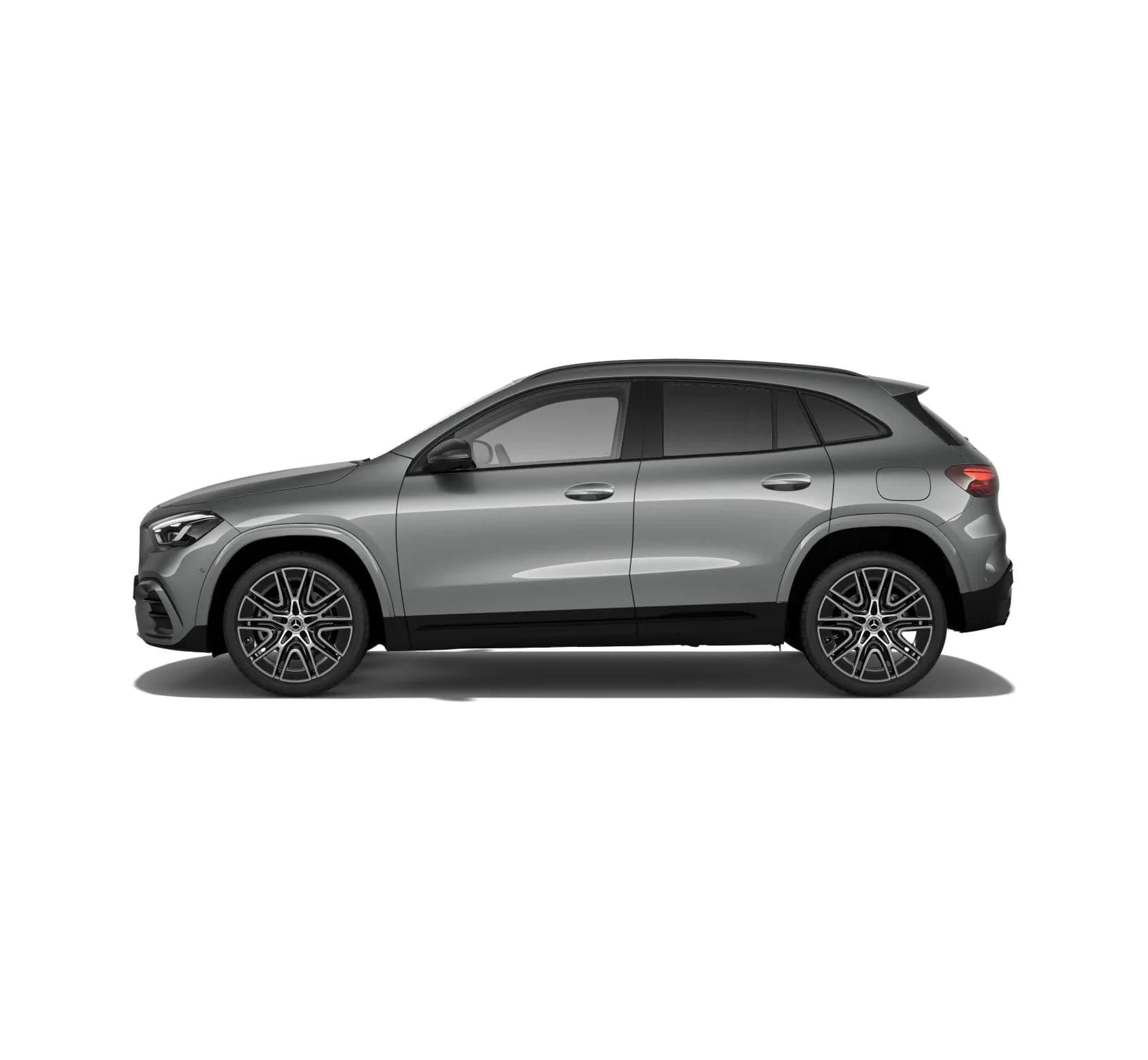 Mercedes-Benz GLA 200 AMG — zdjęcie 3