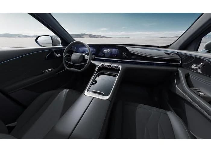 Omoda 9 Super Hybrid Exclusive — zdjęcie 2