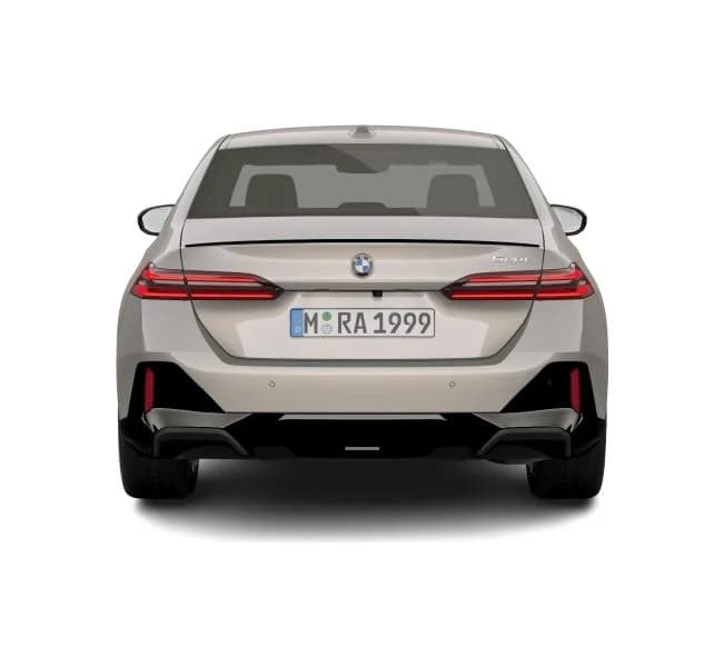 BMW Seria 5 Sedan 520i M Sport — zdjęcie 5