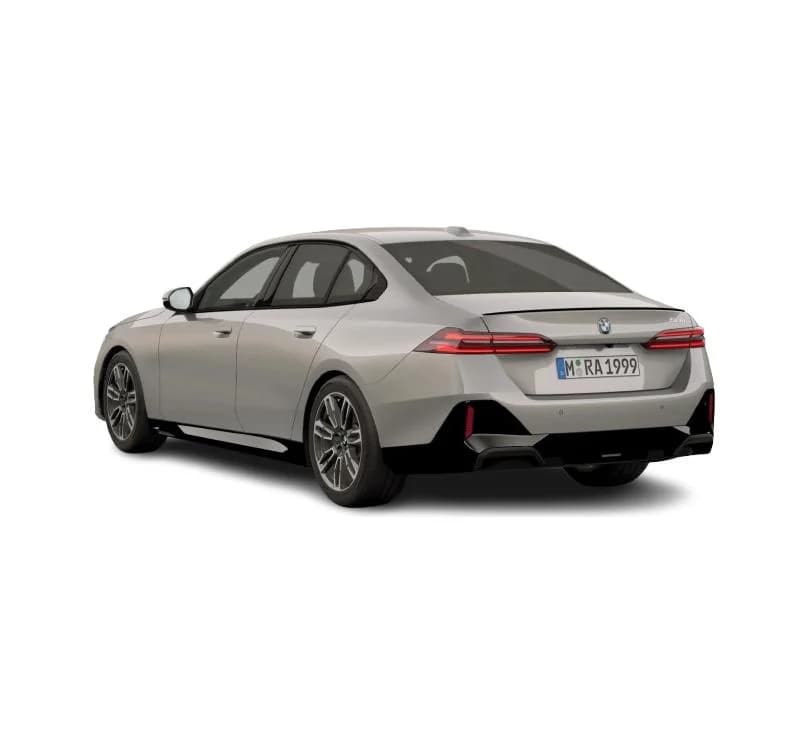BMW Seria 5 Sedan 520i M Sport — zdjęcie 4