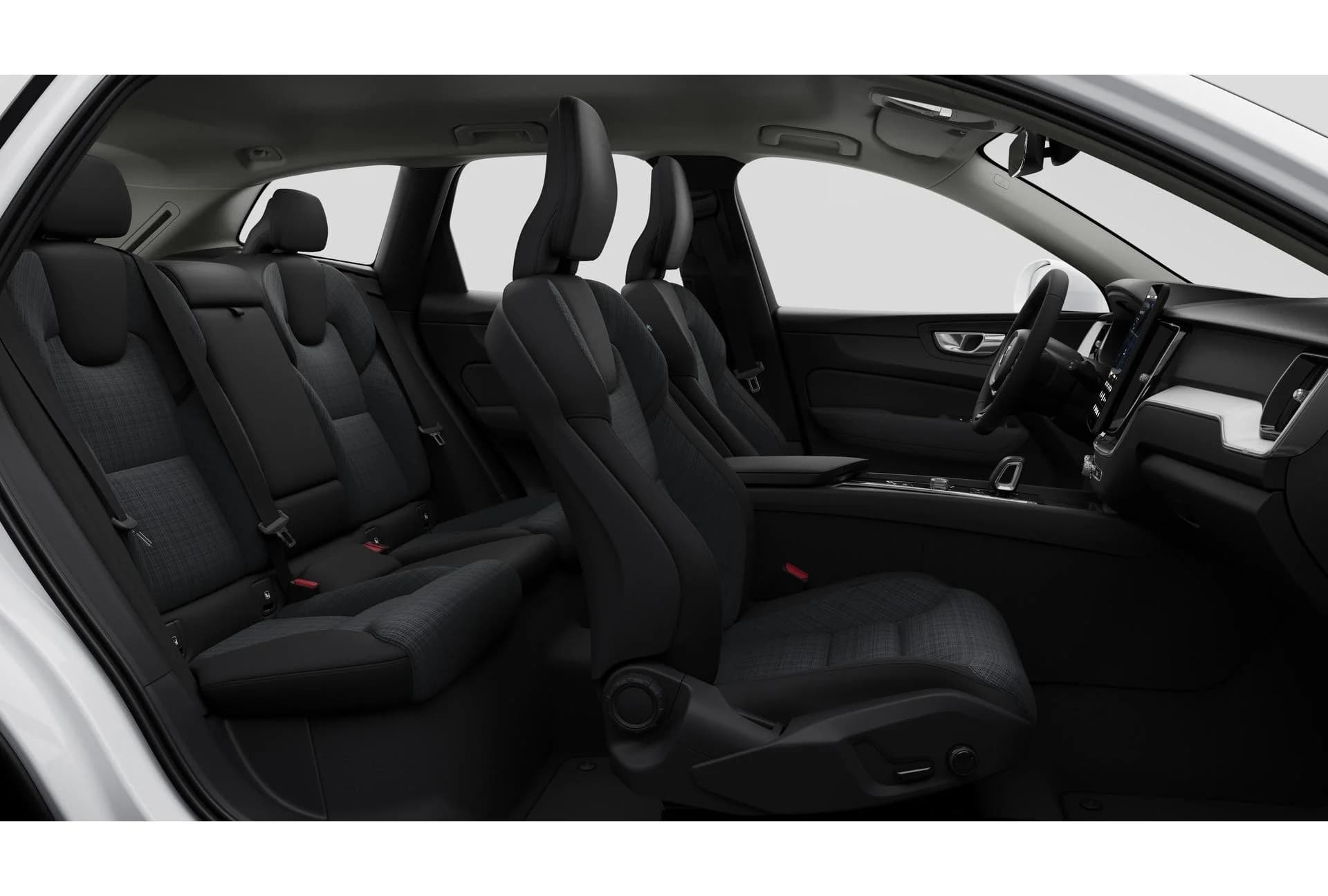 Volvo XC60 Essential — zdjęcie 6