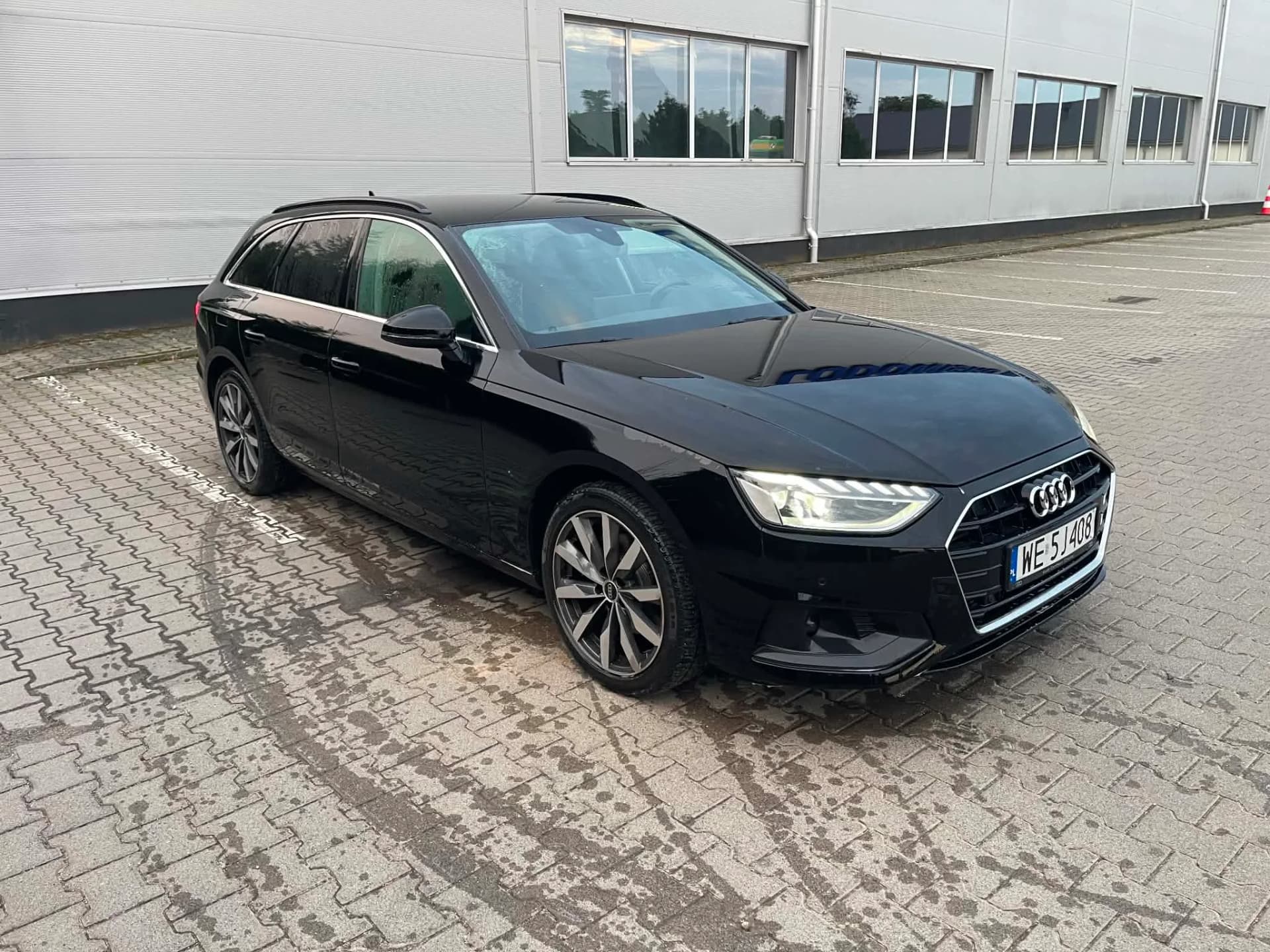 Audi A4 Avant 35 TFSI — zdjęcie 2