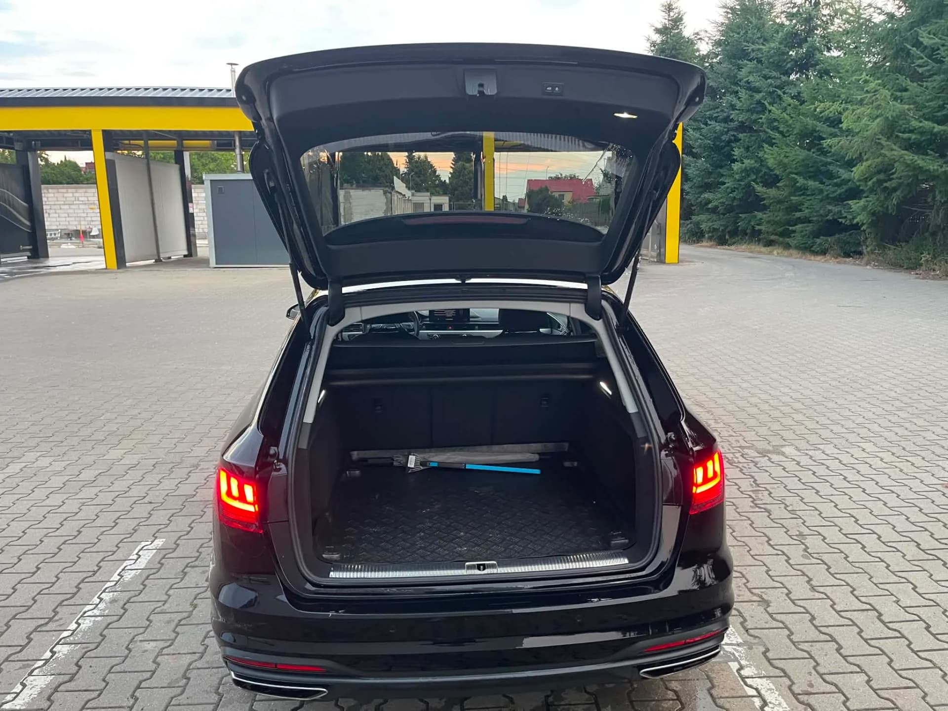 Audi A4 Avant 35 TFSI — zdjęcie 7