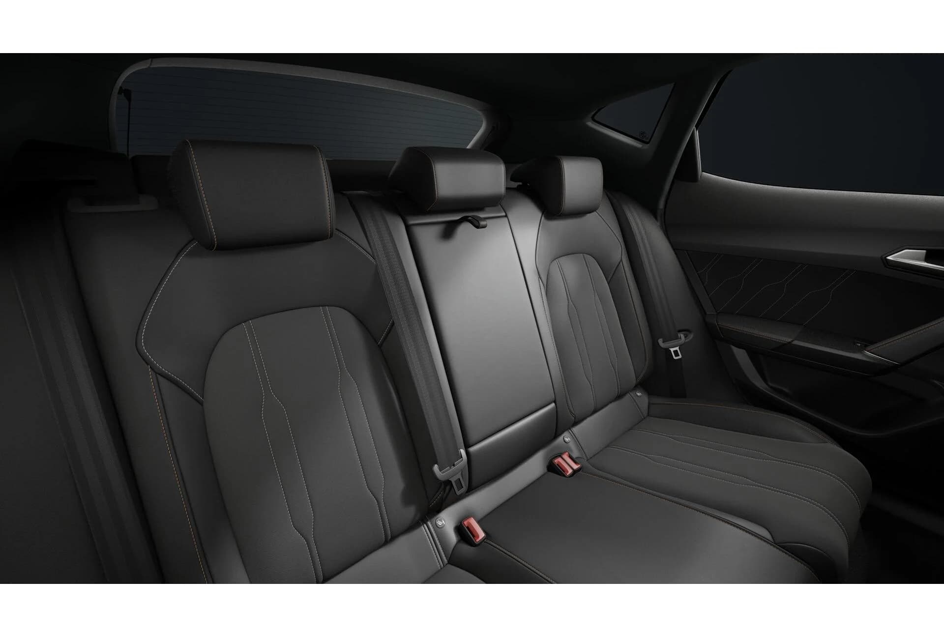Cupra Formentor 1.5 e-Hybrid 204 KM — zdjęcie 11