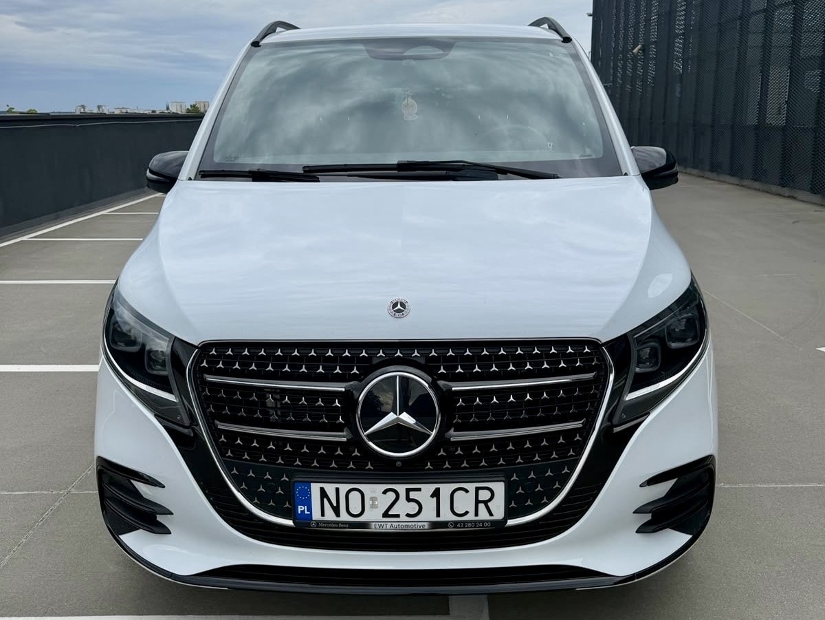 Mercedes-Benz V-Class V300d 4MATIC — zdjęcie 2