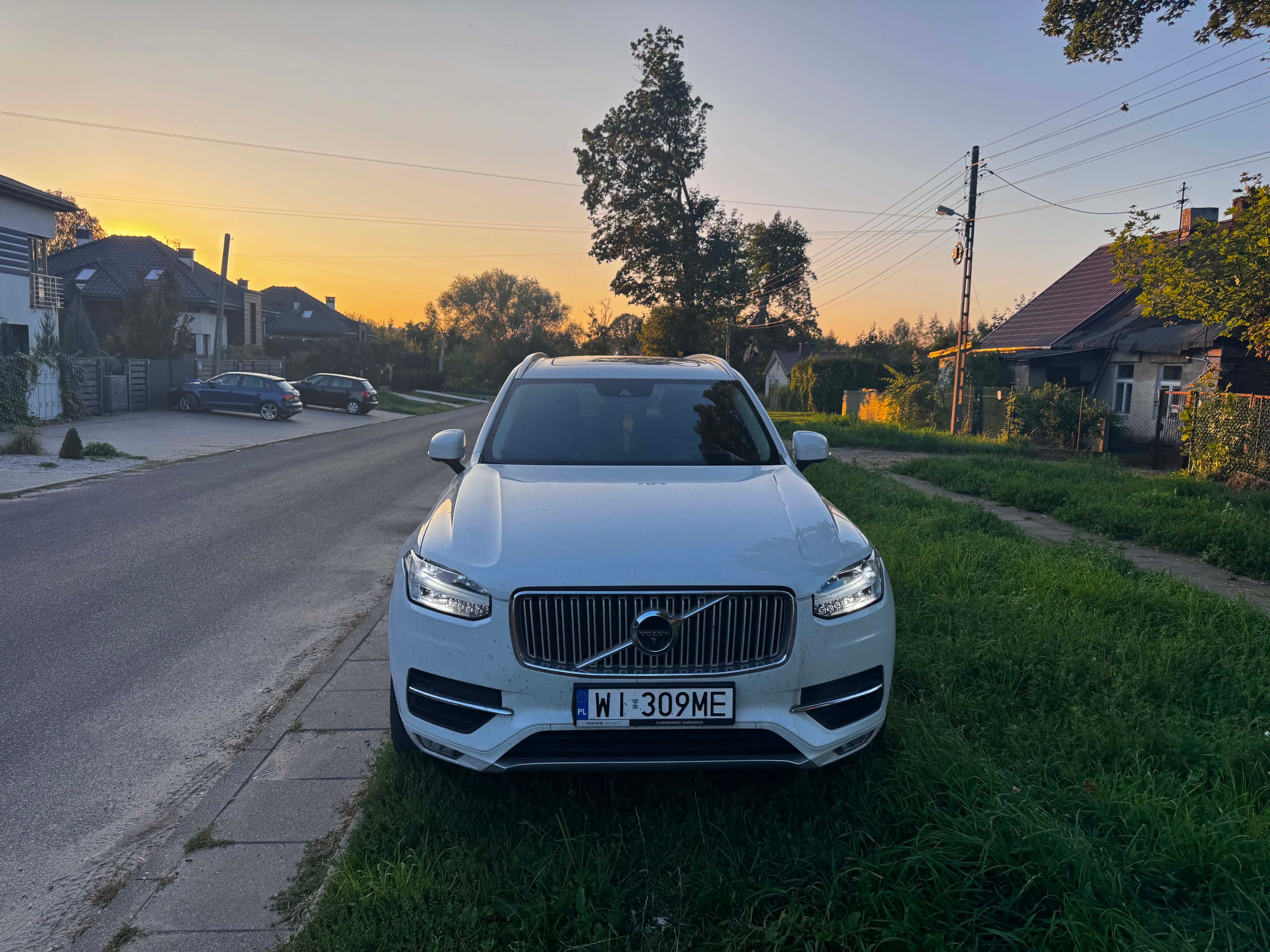 Volvo XC90 — zdjęcie 2