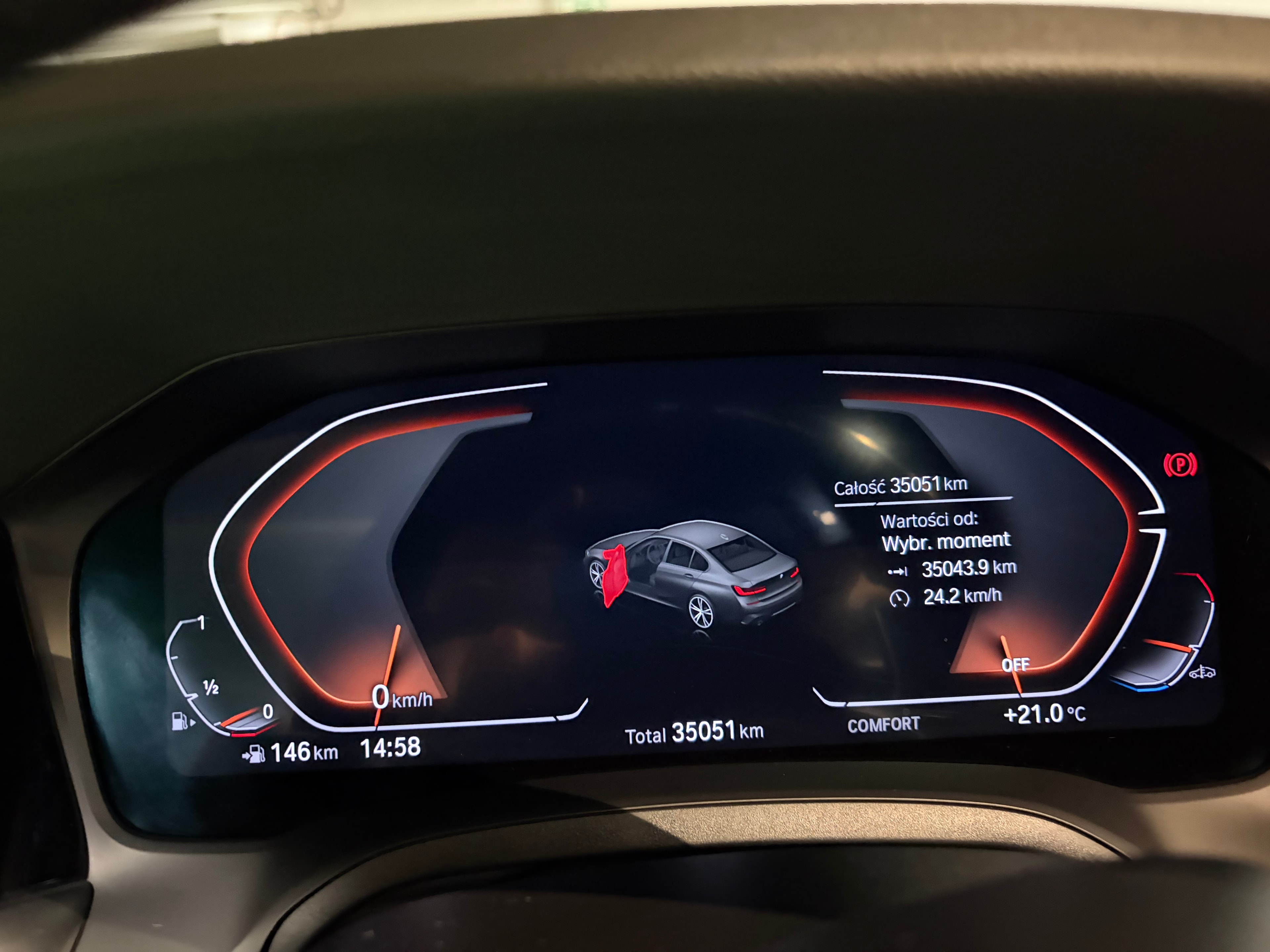 BMW Seria 3 Sedan 330i xDrive M Sport — zdjęcie 15