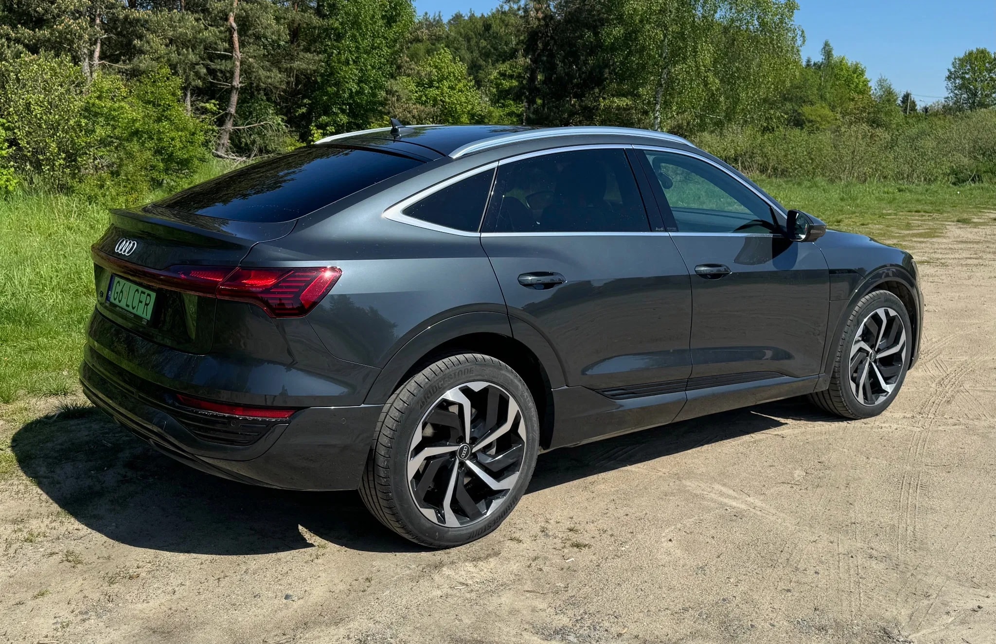 Audi Q8 Sportback e-tron 50 — zdjęcie 11