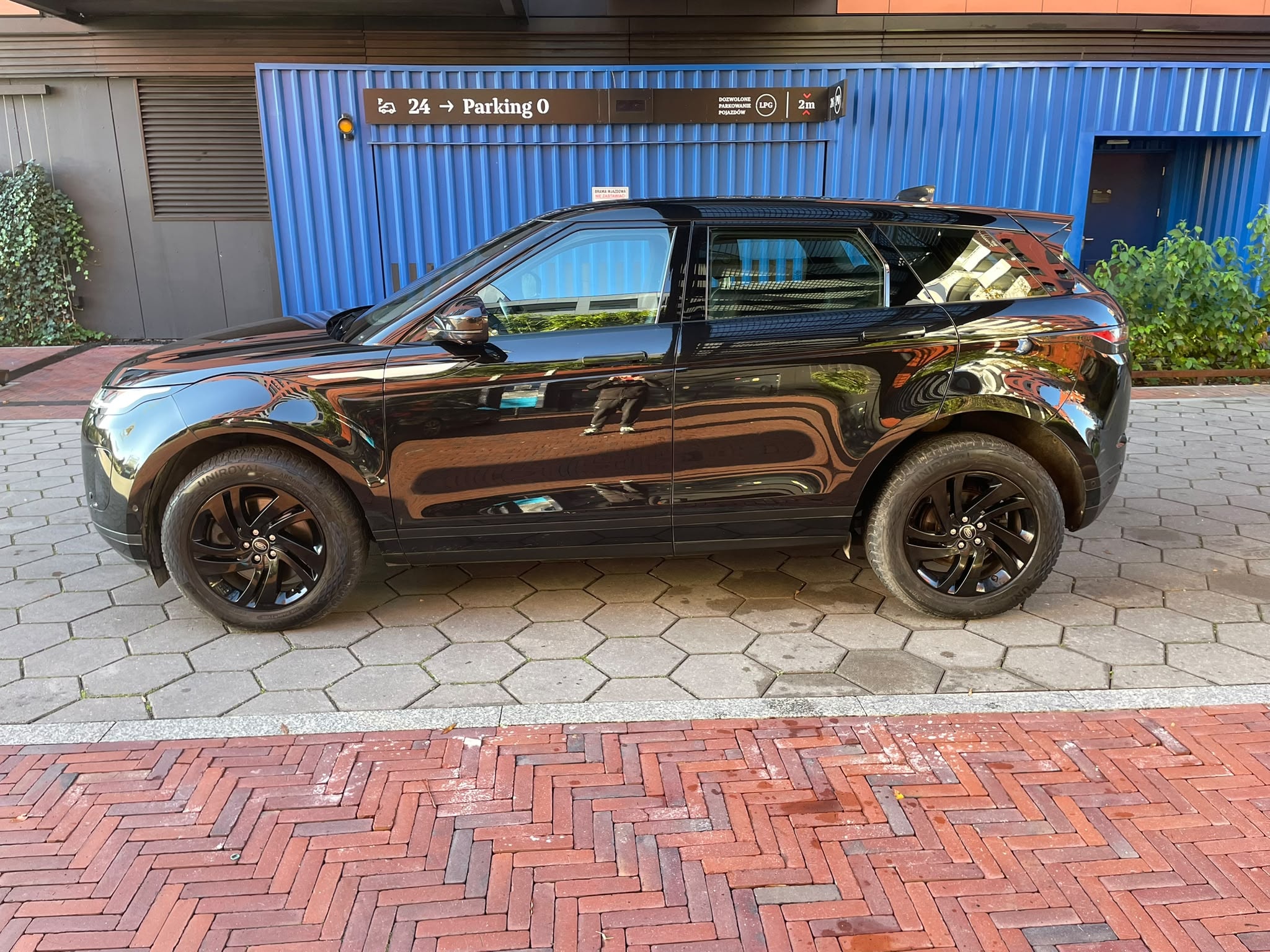 Land Rover Range Rover Evoque 2.0 — zdjęcie 3