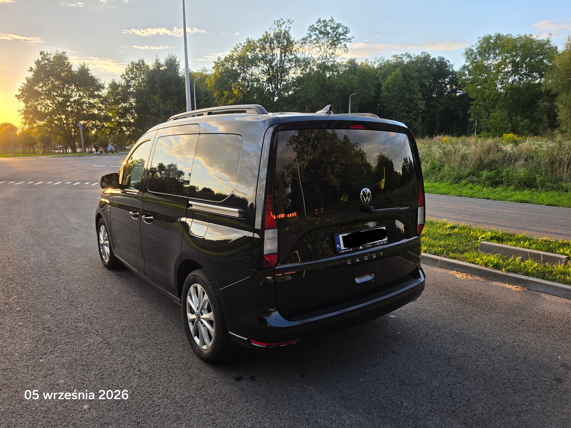 Volkswagen Caddy — zdjęcie 4