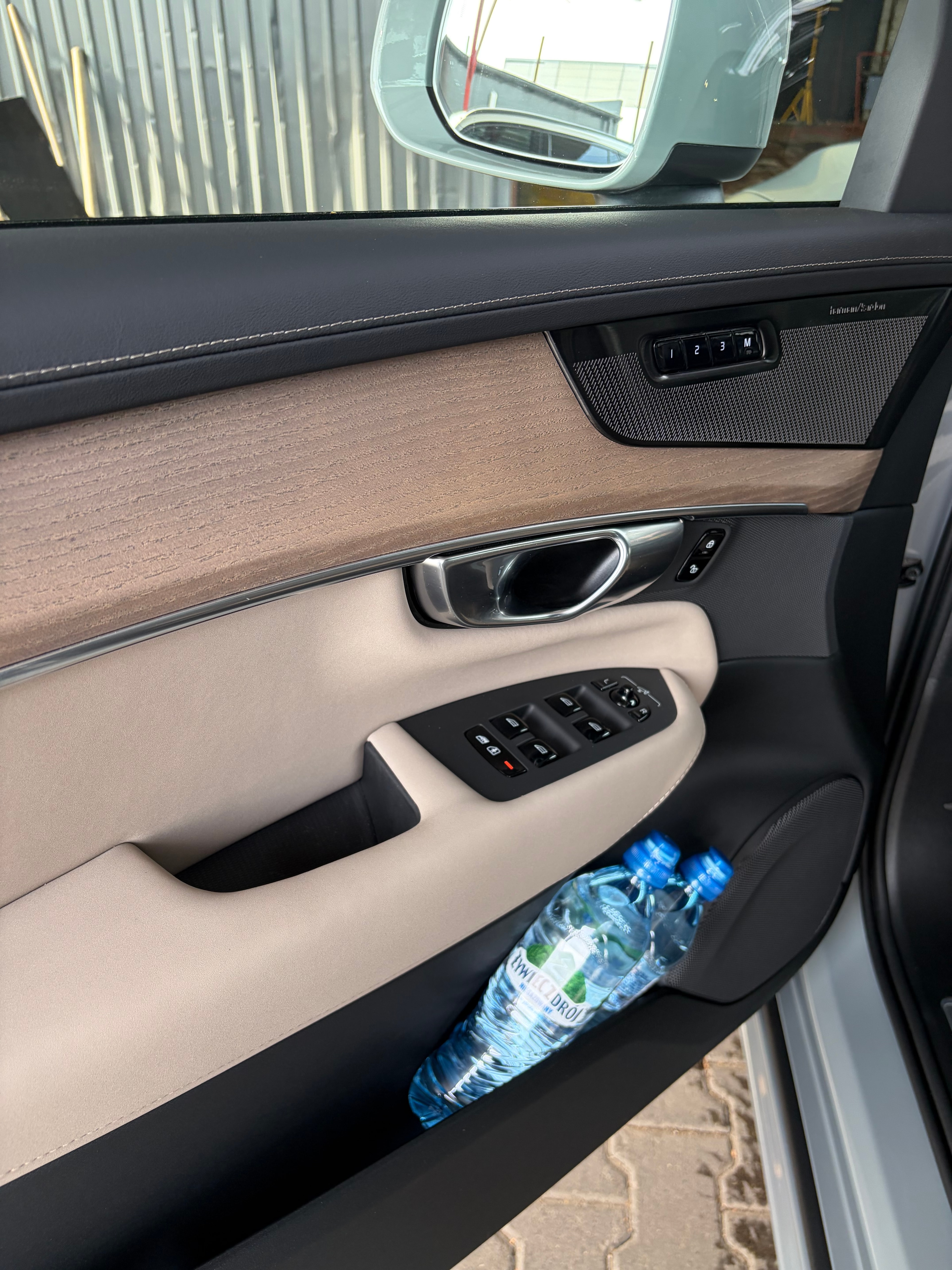 Volvo XC90 Plus — zdjęcie 14