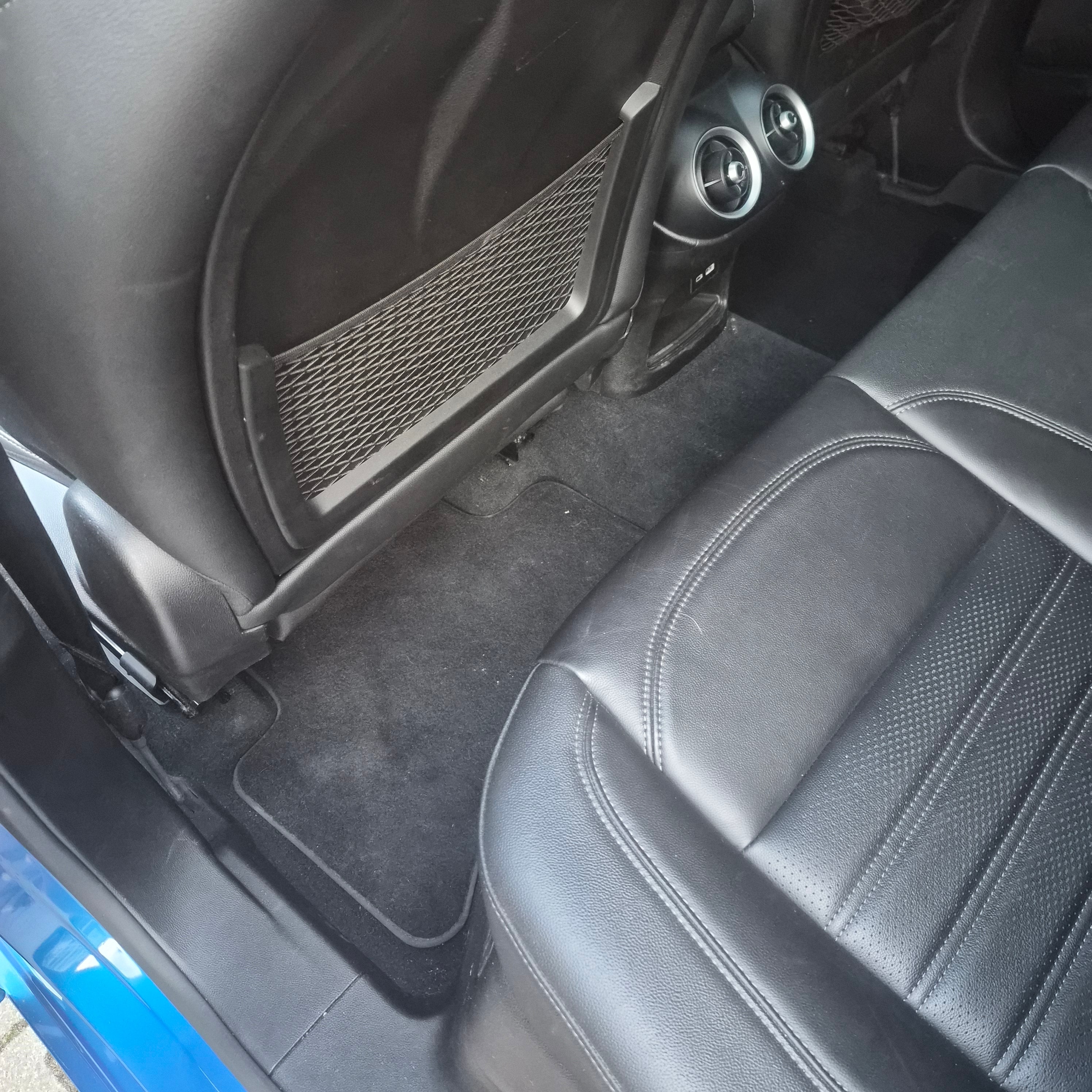 Alfa Romeo Stelvio Veloce 2.0 Turbo AWD — zdjęcie 11