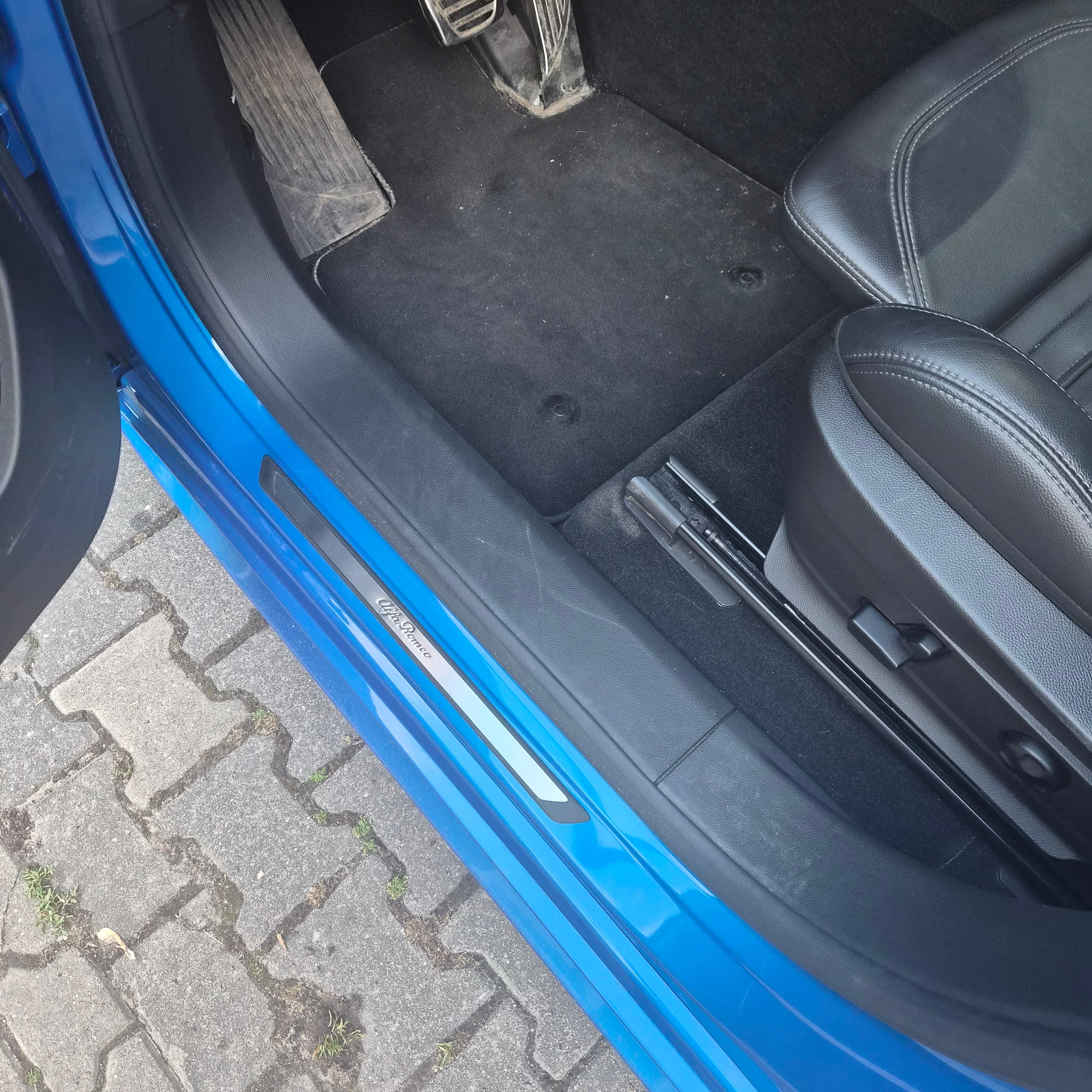 Alfa Romeo Stelvio Veloce 2.0 Turbo AWD — zdjęcie 13