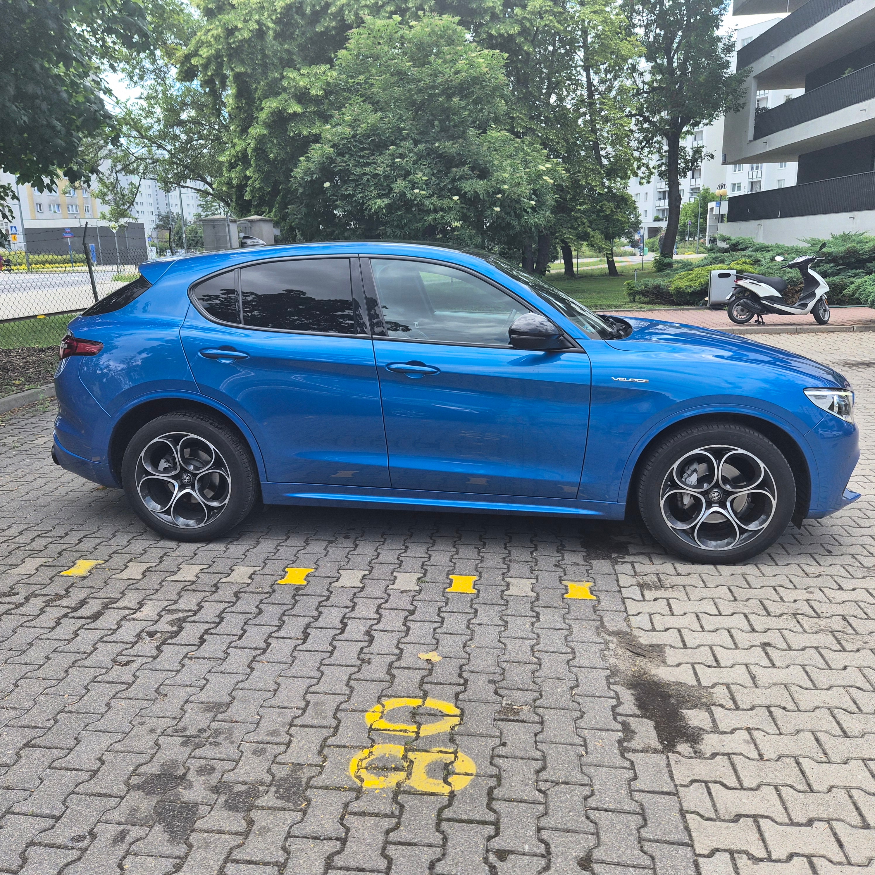 Alfa Romeo Stelvio Veloce 2.0 Turbo AWD — zdjęcie 2