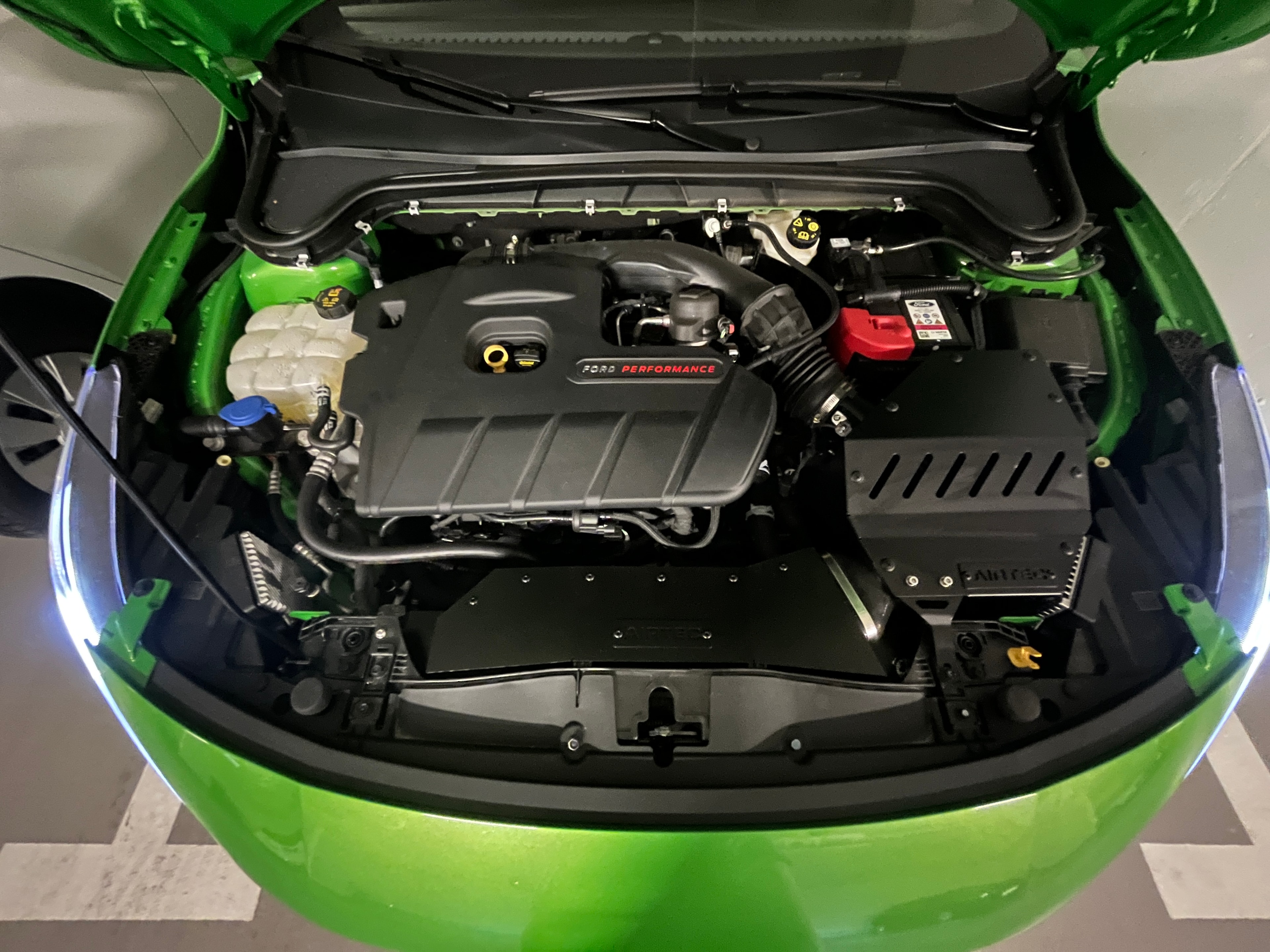 Ford Focus ST X 2.3 Ecoboost — zdjęcie 9
