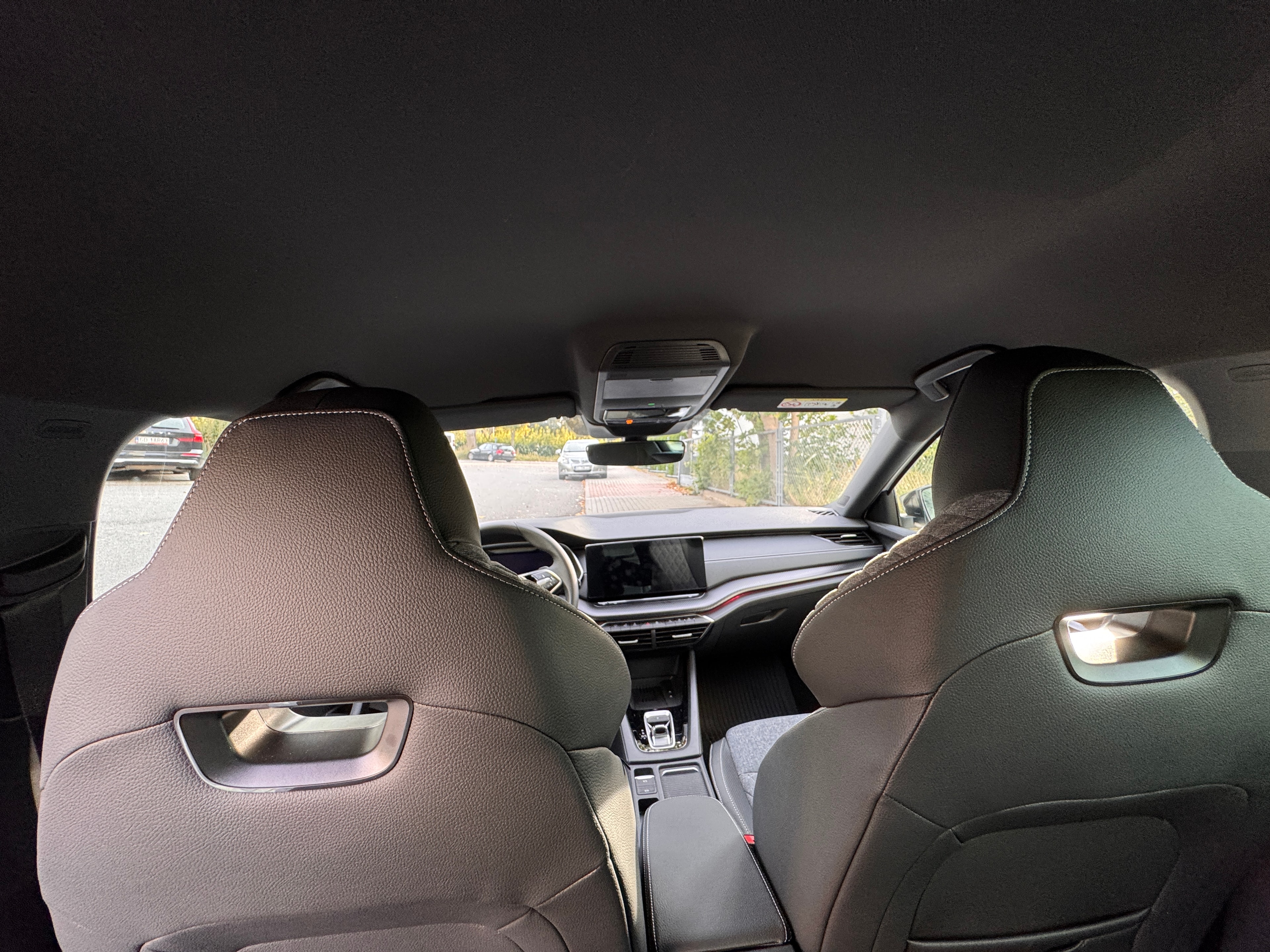 Skoda Octavia Sportline 1.5 mHEV — zdjęcie 13