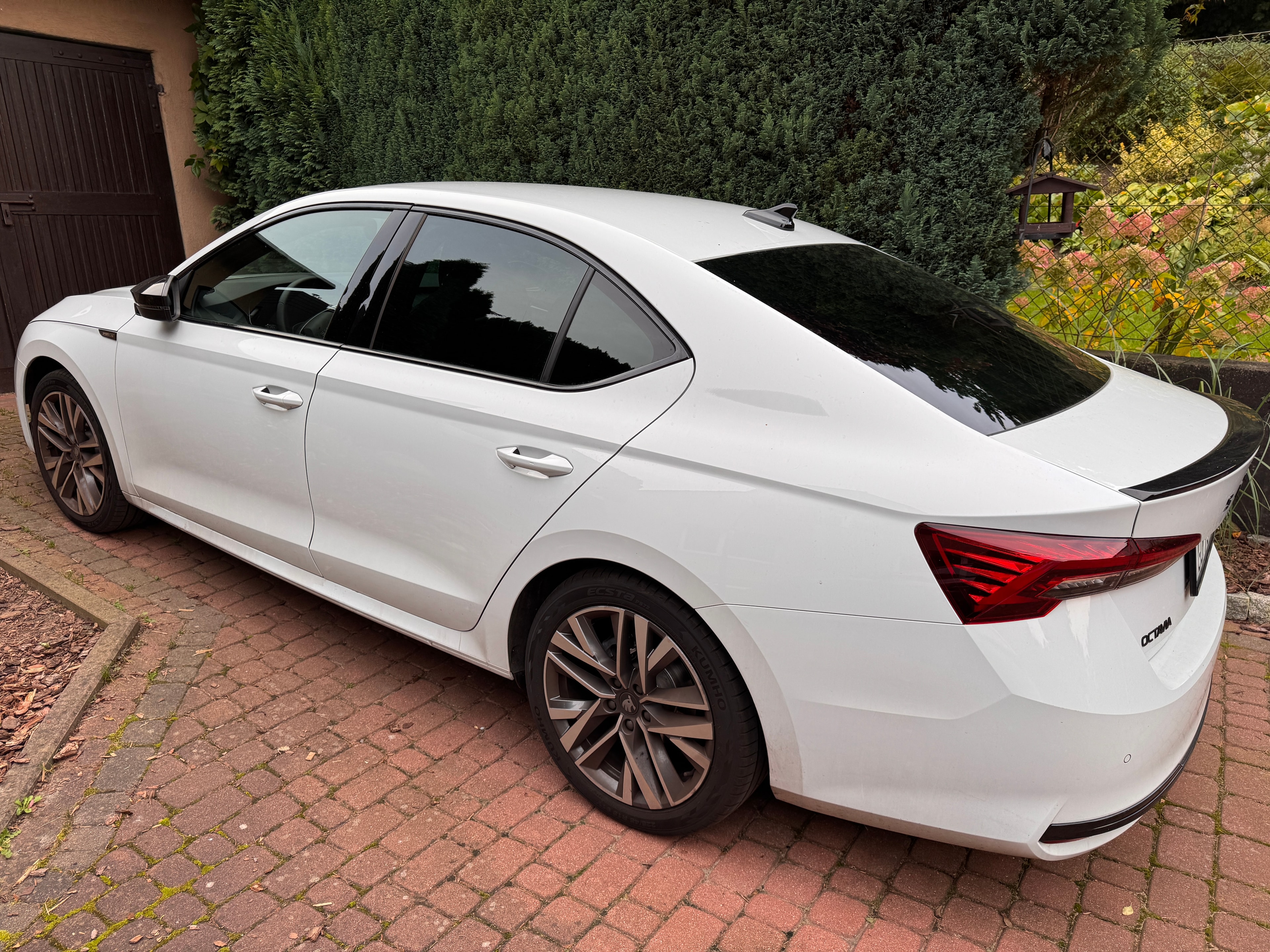 Skoda Octavia Sportline 1.5 mHEV — zdjęcie 11