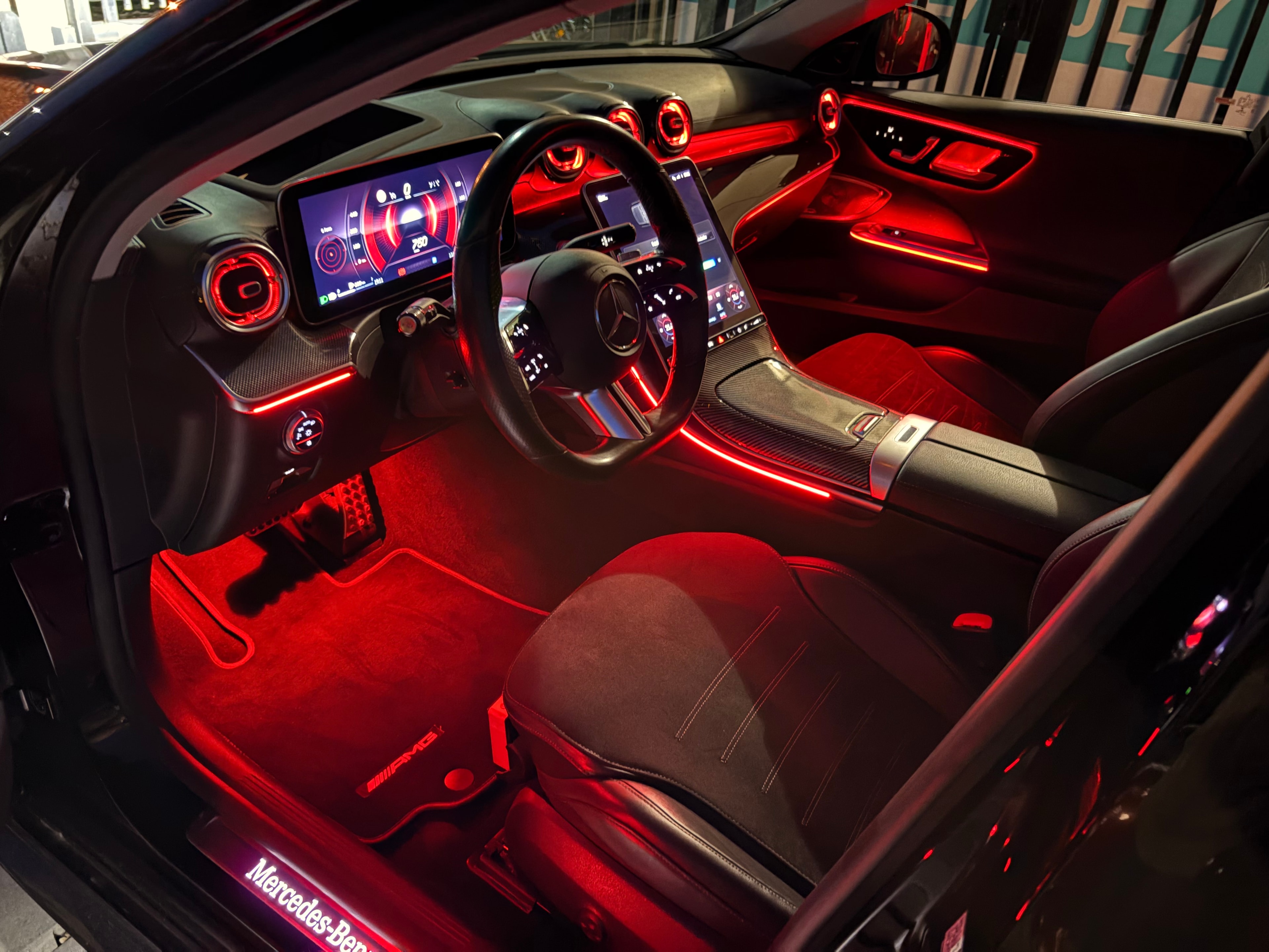 Mercedes-Benz Klasa C C220d — zdjęcie 11