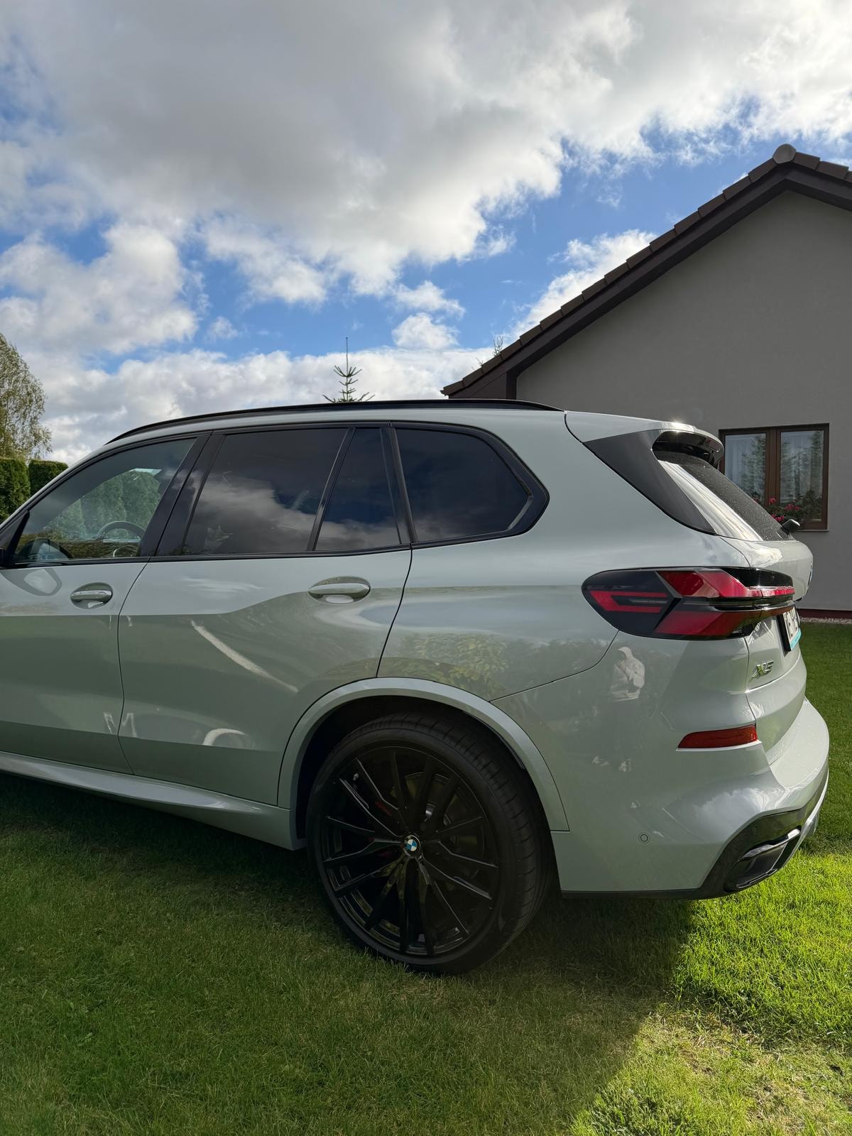 BMW X5 xDrive40i — zdjęcie 14
