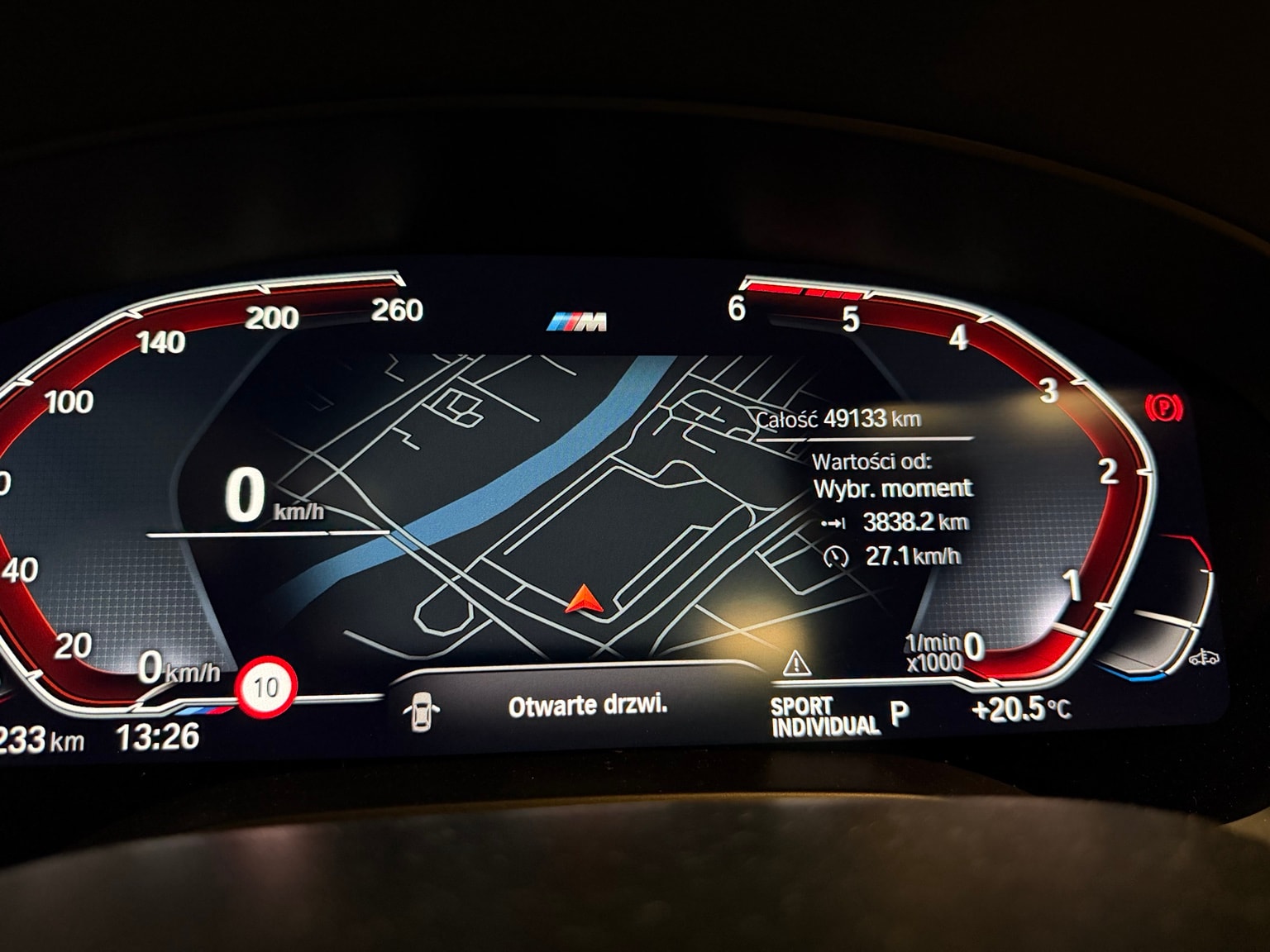 BMW Seria 5 Sedan 520d — zdjęcie 8
